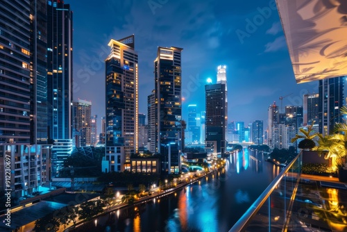 Wallpaper Mural A city stay with a convenient location, offering easy access to urban attractions and essential services Torontodigital.ca