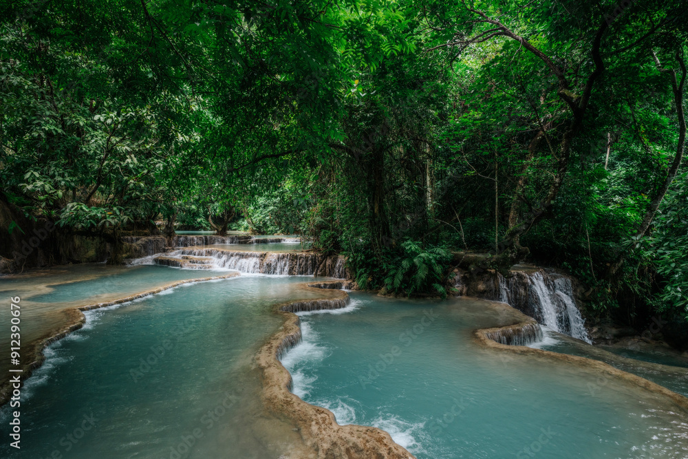 Naklejka premium Kuang Si Fals 