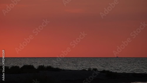 Sonnenuntergang am Urlaubsstrand