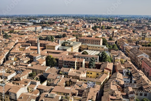 cremona, italien - aussicht vom campanile der kathedrale auf die altstadt