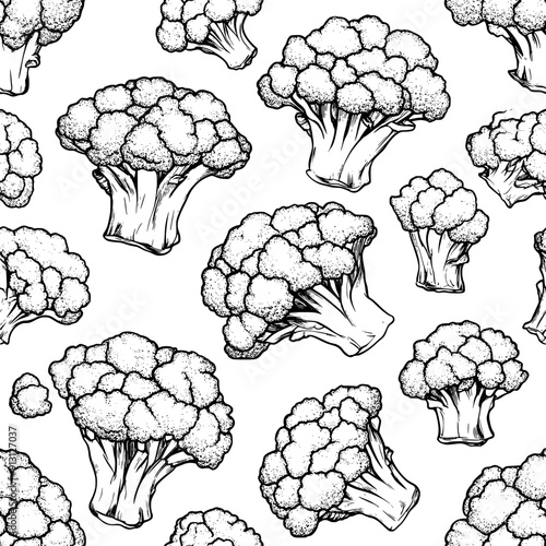 Pattern of broccoli florets and cauliflower pieces in a regular grid, seamless pattern vector