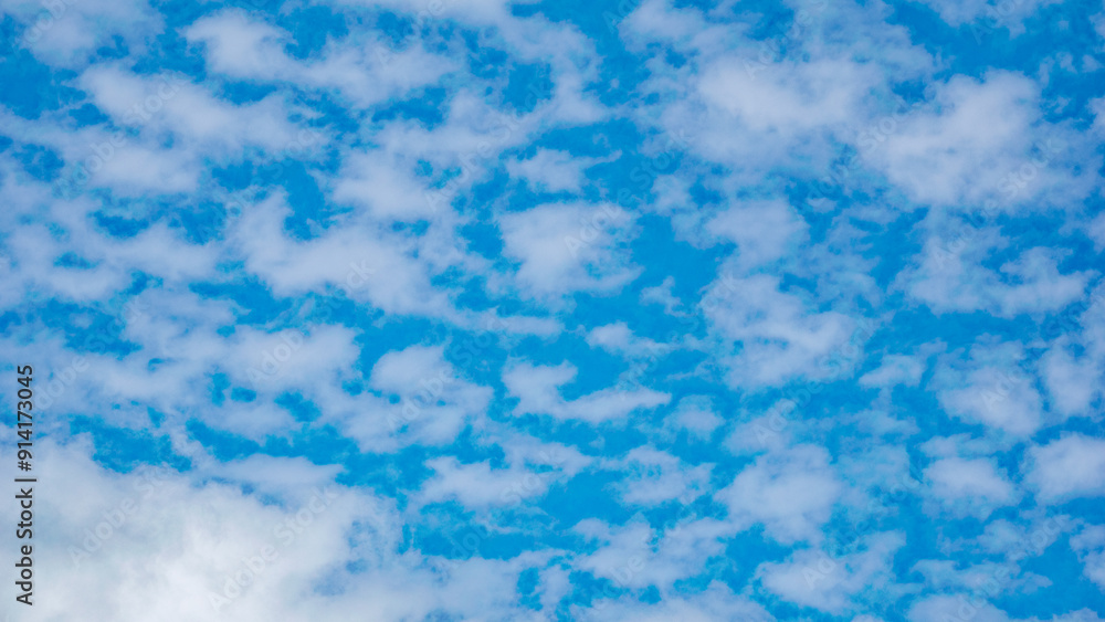 A beautiful blue sky with clouds A beautiful blue sky with clouds