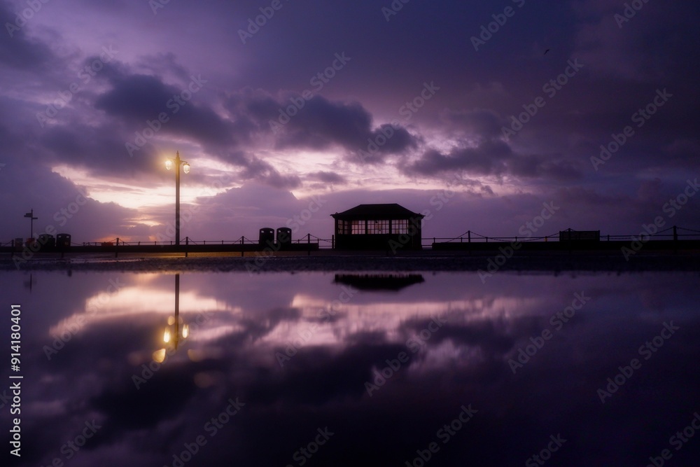 Fototapeta premium Dawn reflection