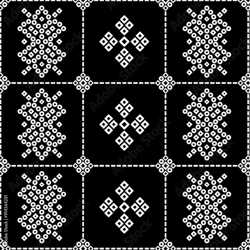 BLACK AND WHITE CHUNRI PATTERN DESIGN.