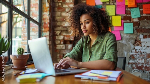 The woman at the laptop photo