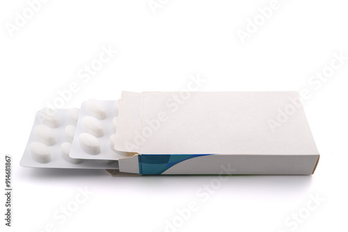 Fotografie white medical tablets in a blister