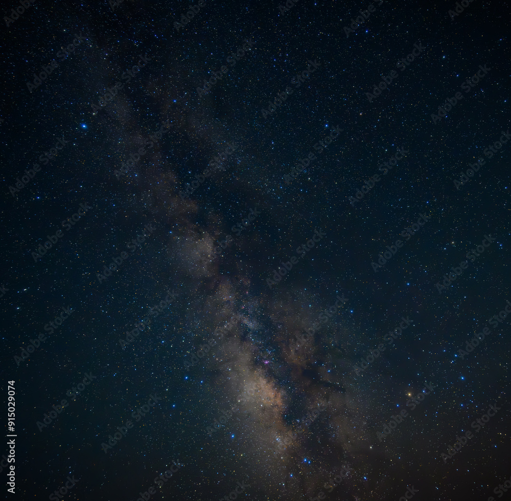 星空:美しい銀河と輝く星々の夜空 星空:美しい銀河と輝く星々の夜空