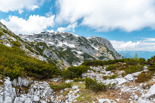 Bergpanorama vom Dachstein Krippenstein am Hallstätter See, Obertraun im Sommer Salzkammergut