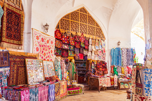 Tableau sur toile Famous trading domes - the main market of Bukhara.