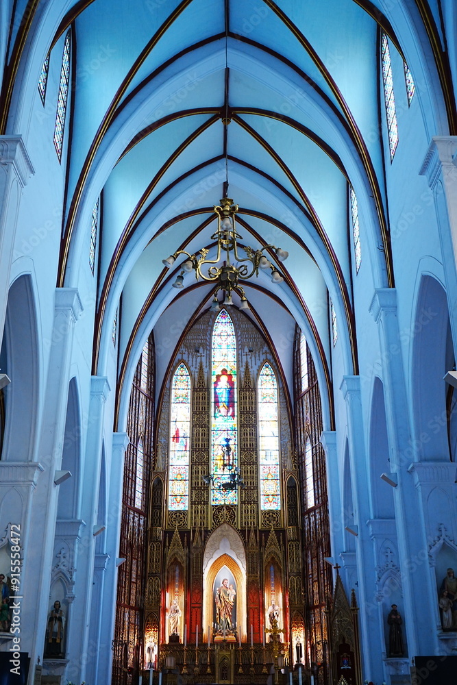 Fototapeta premium St Joseph Cathedral in Hanoi, Vietnam - ベトナム ハノイ 聖ヨセフ大聖堂 