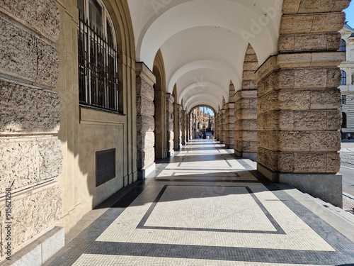 Konstfotografi Arched covered portico in Prague, Czech republic, on a sunny day