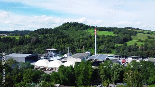Industrieanlage in grün