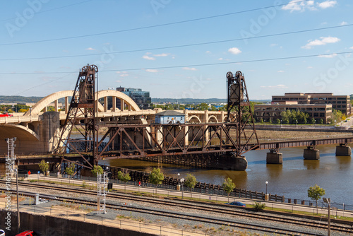 St. Paul Union Pacific Vertical-lift Rail Bridge photo