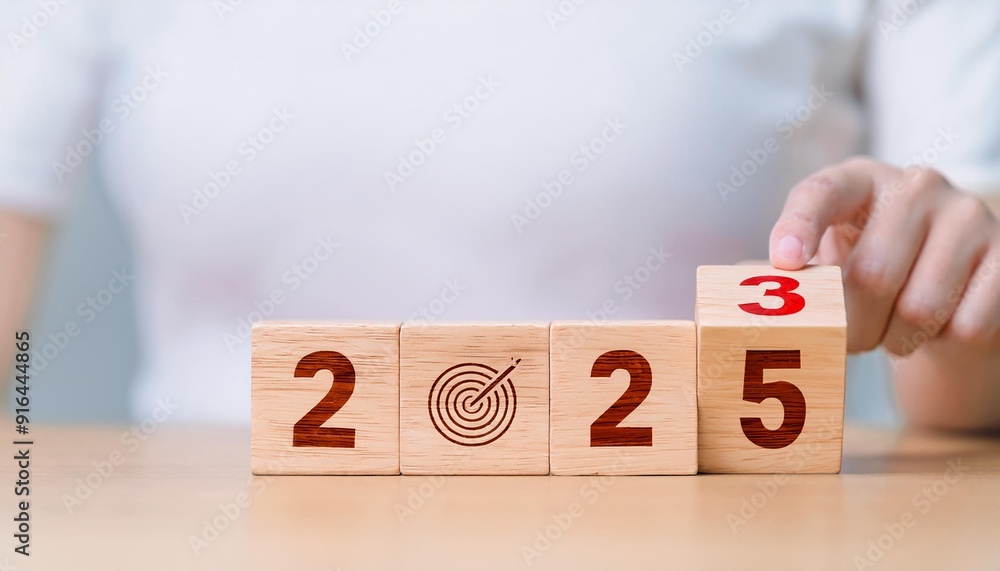 Naklejka premium 2025 Business Goals: Strategic Target Setting and Budget Planning