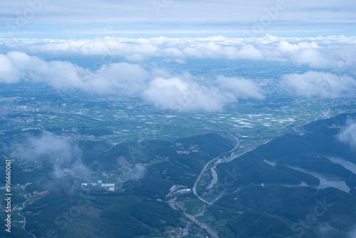 Obraz na płótnie View of Cheongju city from airplane in Korea w salonie