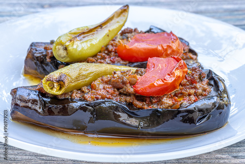 Obraz na płótnie Traditional delicious Turkish food; Meat and Eggplant dish, (Turkish name; Karniyarik) w salonie