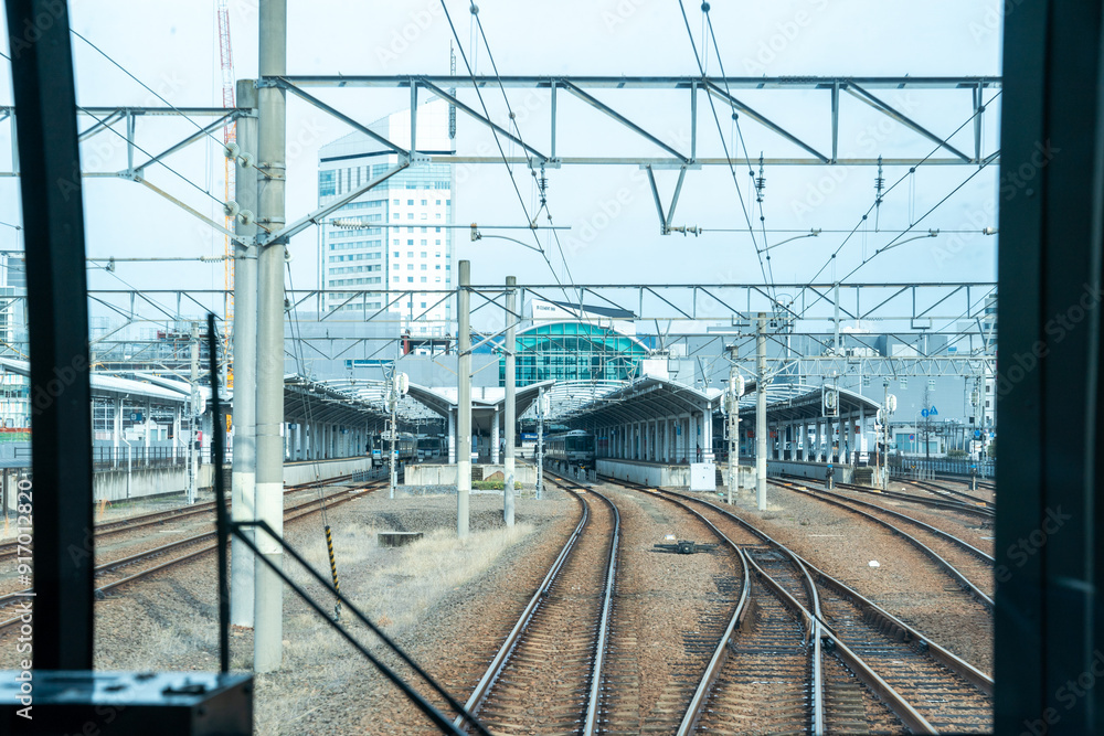 Fototapeta premium 快速マリンライナー（瀬戸大橋経由）