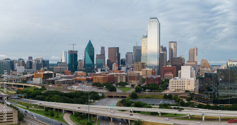 Freeway traffic and Downtown Dallas cityskyline, Texas, United States. Freeway traffic and Downtown Dallas cityskyline, Texas, United States.