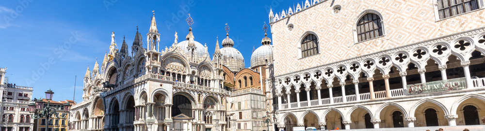 Basilique San Marco et palais des Doges à Venise Basilique San Marco et palais des Doges à Venise