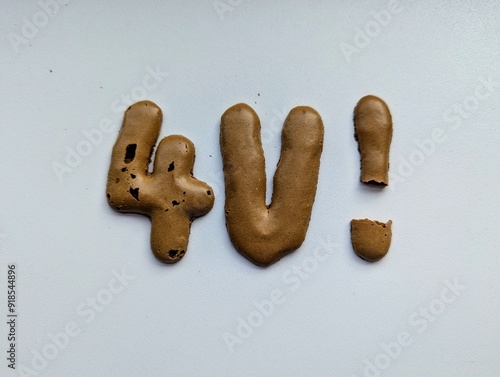 Buchstaben und Zahlen aus Keks 4U!