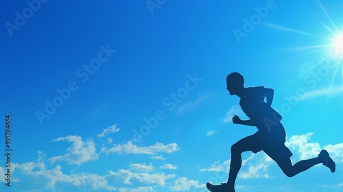 Wallpaper Mural 公園で走っている男性ランナーのシルエット、青空10 Torontodigital.ca
