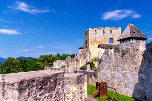 Castillo de Celje photo