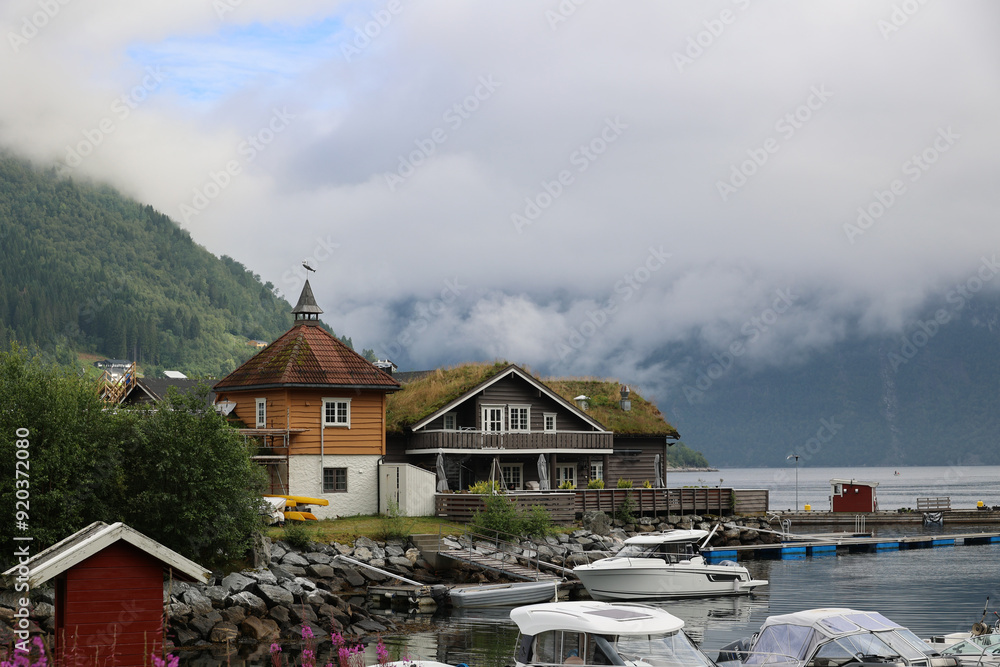 Φωτογραφία View of the Norwegian municipality of Saebo-Hjorundfjord