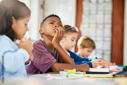 Canvastavla Pensive african school boy thinking during lesson
