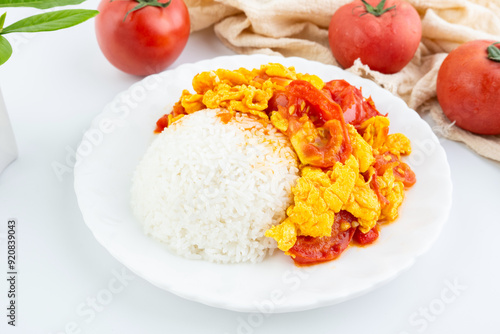 A dish of home-cooked tomato scrambled eggs with rice