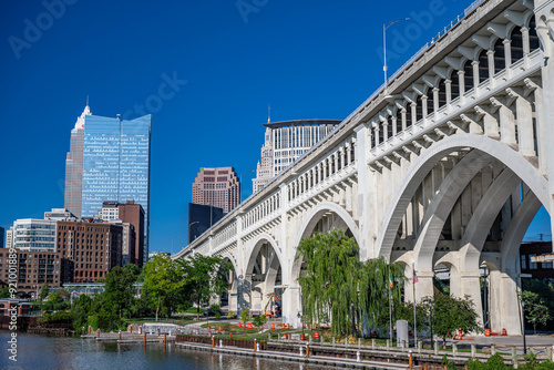 Wallpaper Mural downtown Cleveland, Ohio Torontodigital.ca