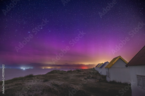 Fotografie aurores boréales vues depuis les cabanes de Gouville sur mer le 13 aout 2024 ver