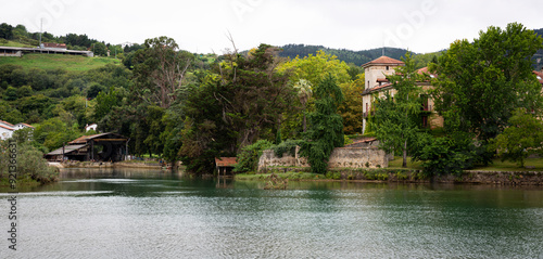 el palacio y el astillero photo