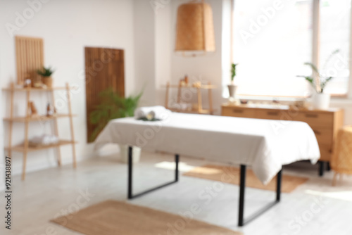 Blurred spa room interior w...