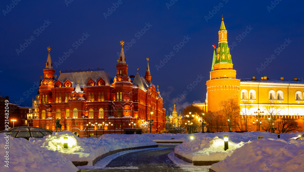 Fototapeta premium View from Manezhnaya Square to State Historical Museum and part of the Kremlin in Moscow at night