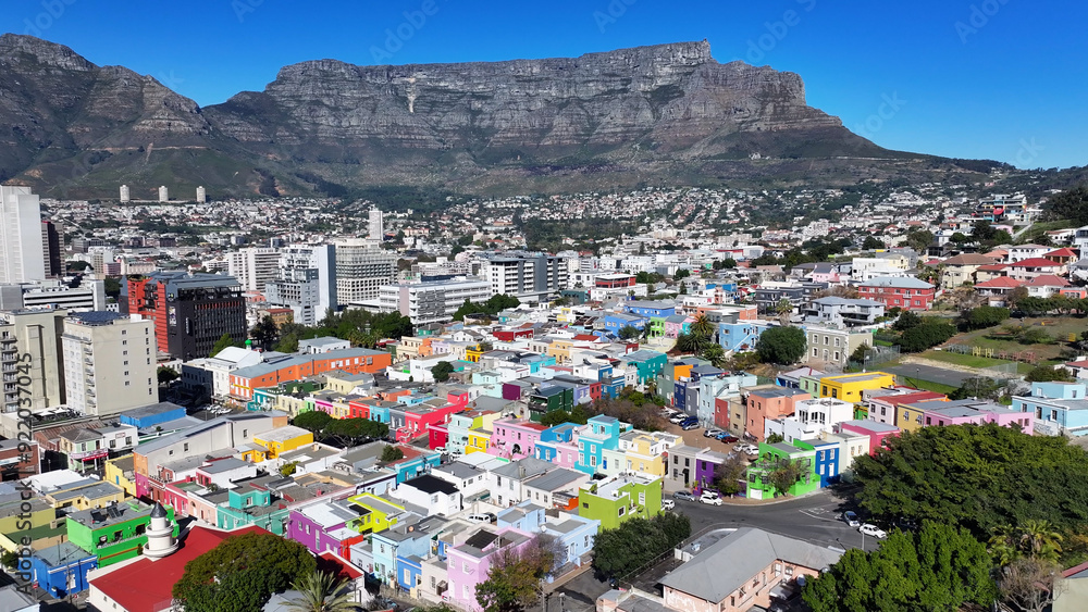 Obraz premium Bo Kaap Skyline At Cape Town In Western Cape South Africa. Town Scenery. Coast Cityscape. Cape Town At Western Cape South Africa. Tourism Travel. Downtown Skyline.