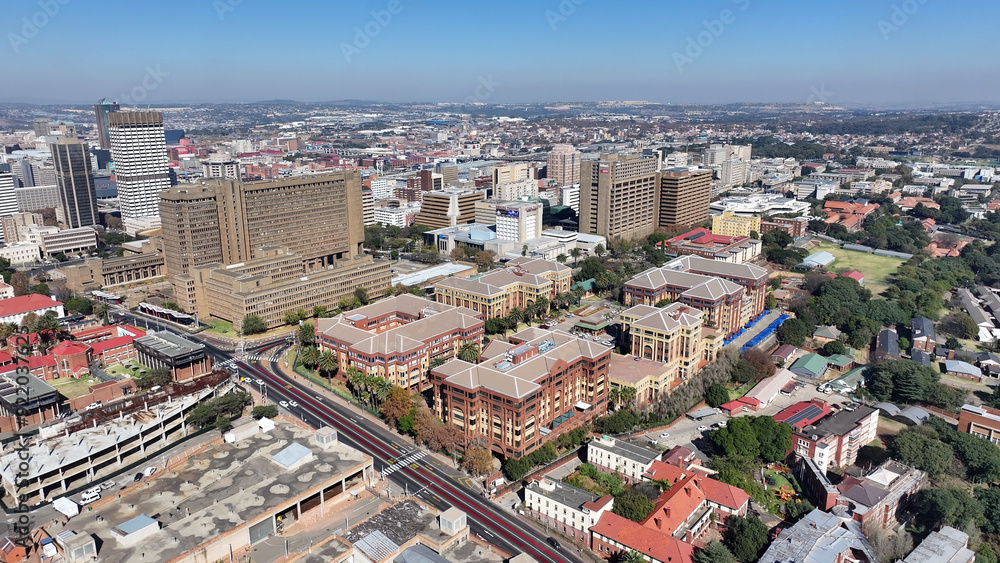 Obraz premium Johannesburg Skyline At Johannesburg In Gauteng South Africa. High Rise Buildings Landscape. Megacity Background. Johannesburg At Gauteng South Africa. Downtown City. Urban Outdoor.