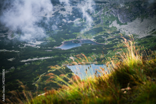 Fototapeta Naklejka Na Ścianę i Meble -  landscape with lake and mountains