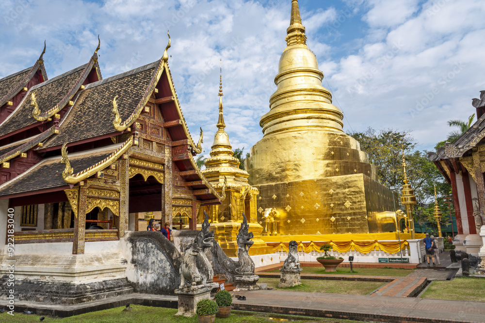 Naklejka premium Wihan Lai Kham temple in Wat Phra Singh in Chiang Mai, Thailand