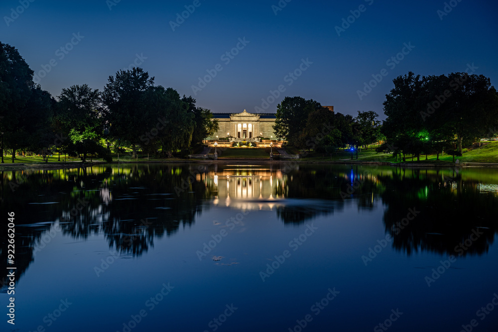 Fototapeta premium fine arts garden - cleveland, ohio