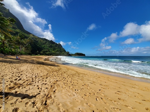 Kauai, Hawaii: Island of Natural Wonders Tropical Paradise