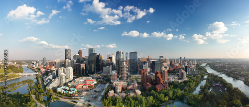 Obraz na płótnie Panoramic aerial view of Calgary at sunset, Alberta - Canada w salonie