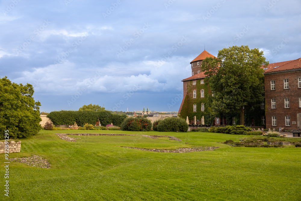 Fototapeta premium Medieval Wawel Castle in Krakow, Poland