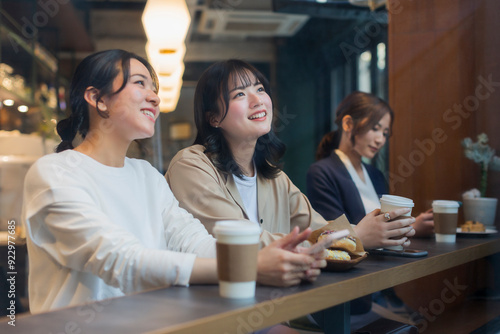 若い女性