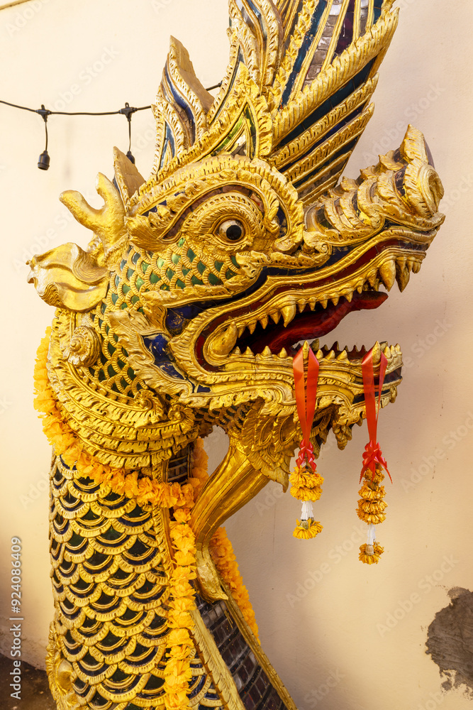 Fototapeta premium naga sculpture at the entrance to Wat Saen Fang in Chiang Mai
