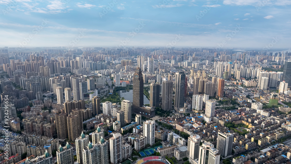 Fototapeta premium Breathtaking Aerial View of a Bustling Urban Landscape