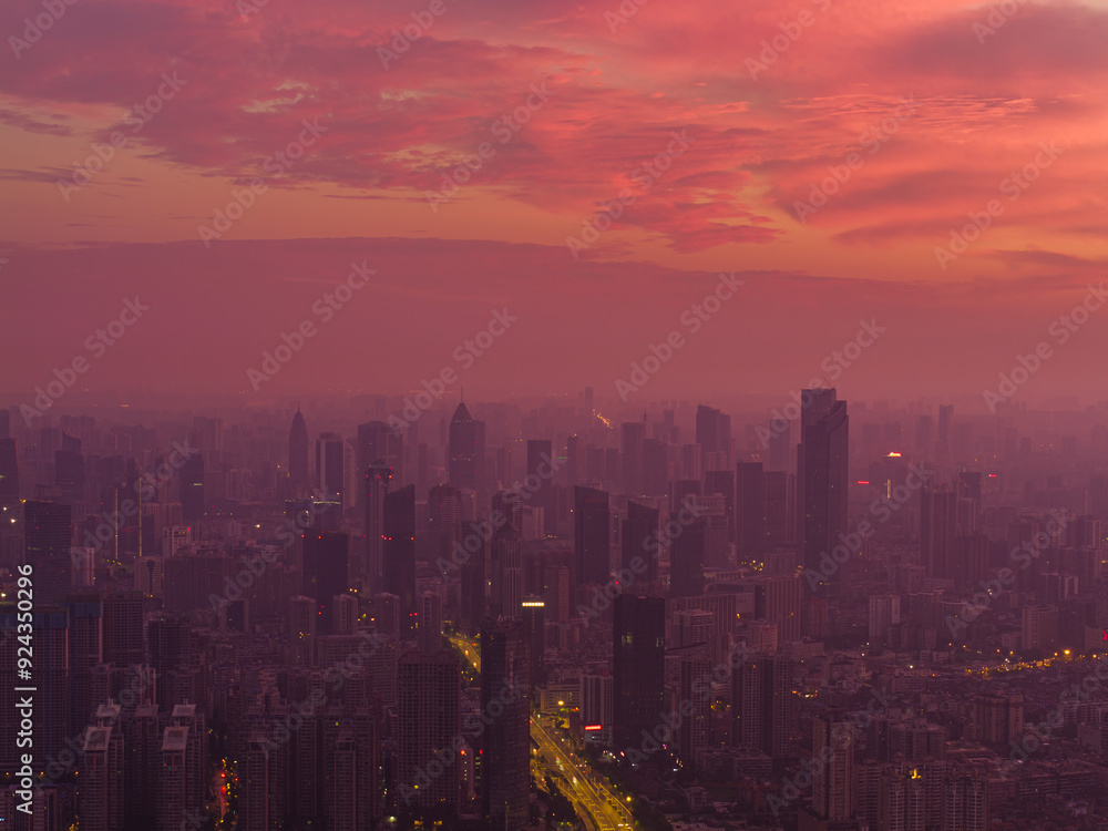 Fototapeta premium Skyline view of Wuhan City landmark