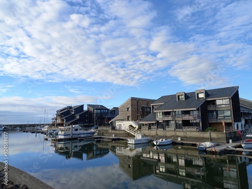 houses on the shore of the river