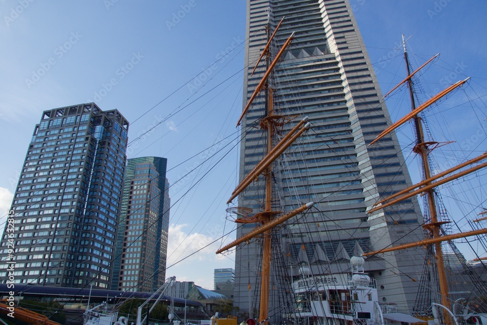 Fototapeta premium 横浜みなとみらいの風景 都市風景 インバウンド