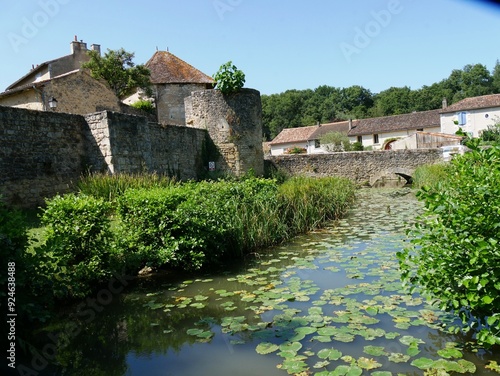 Abbaye fortifiée Saint-Junien de Nouaillé-Maupertuis du IXe siècle dans la vallée du Miosson. Ordre bénédictin. Vienne France Europe photo