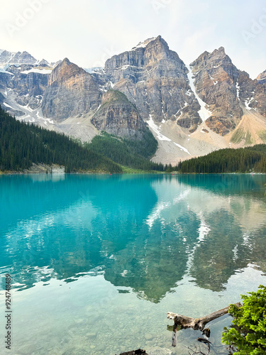 Banff National Park, Alberta, Canada : Lake Moraine.